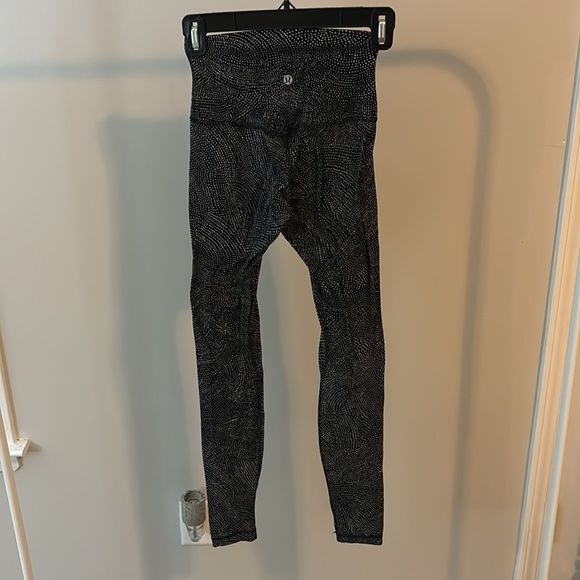 Lululemon black spotted leggings align 28” - Picture 2 of 3
